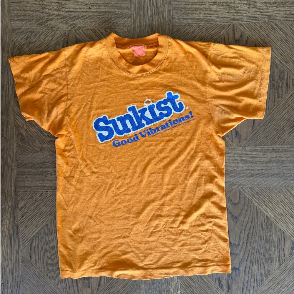 Vintage 70s 80s Sunkist Good Vibrations Orange Soda Tee M
